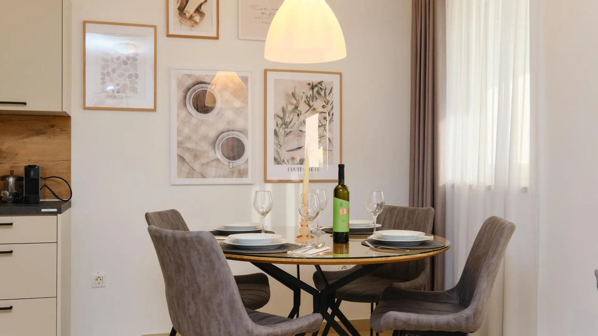 מאלי לוסיניי Apartments Divna 0*, מאלי לוסיניי קרואטיה