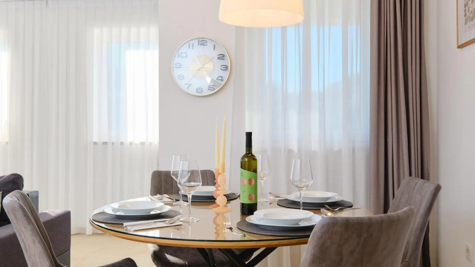 מאלי לוסיניי Apartments Divna